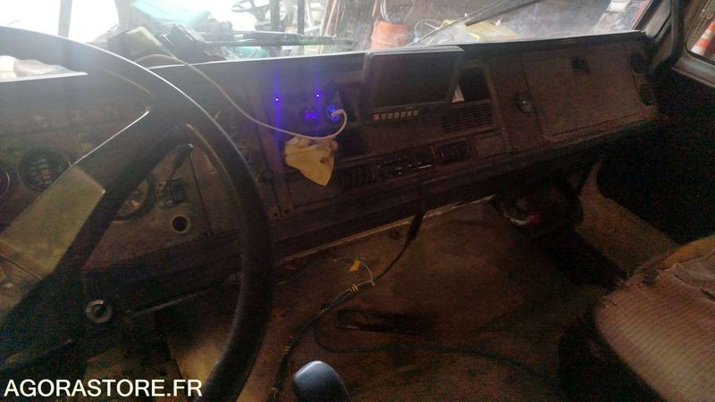 Renault Poids lourd G230 - 1985 - 564616KM - Veoauto: pilt 5 Renault Poids lourd G230 - 1985 - 564616KM - Veoauto: pilt 5