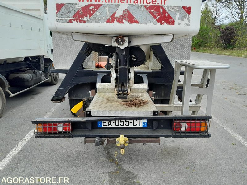 Camion Nacelle nissan cabstar moins de 3.5 t nacelle time france - Veoautolt tõusev platvorm: pilt 2 Camion Nacelle nissan cabstar moins de 3.5 t nacelle time france - Veoautolt tõusev platvorm: pilt 2