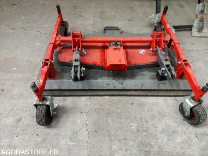 Coupe de tondeuse mulchng Morgneux TMC 150 fixation Kubota - Muruniiduk: pilt 4 Coupe de tondeuse mulchng Morgneux TMC 150 fixation Kubota - Muruniiduk: pilt 4