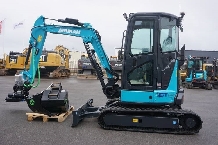 Airman AX 33 U - Miniekskavaator: pilt 5 Airman AX 33 U - Miniekskavaator: pilt 5