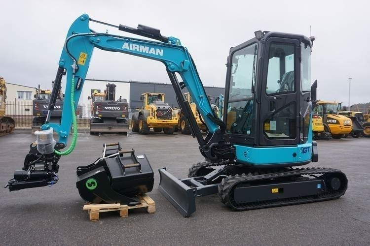 Airman AX 33 U - Miniekskavaator: pilt 3 Airman AX 33 U - Miniekskavaator: pilt 3