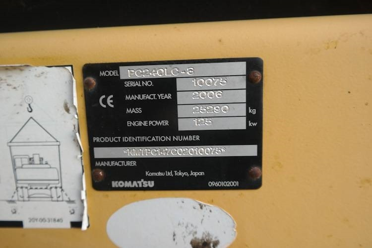 Lintekskavaator Komatsu PC 240-8: pilt 18