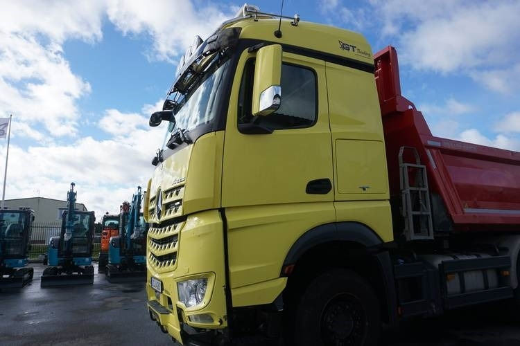 Mercedes-Benz Arocs 3263 , 8x4 Tridem - Kallurauto: pilt 4 Mercedes-Benz Arocs 3263 , 8x4 Tridem - Kallurauto: pilt 4