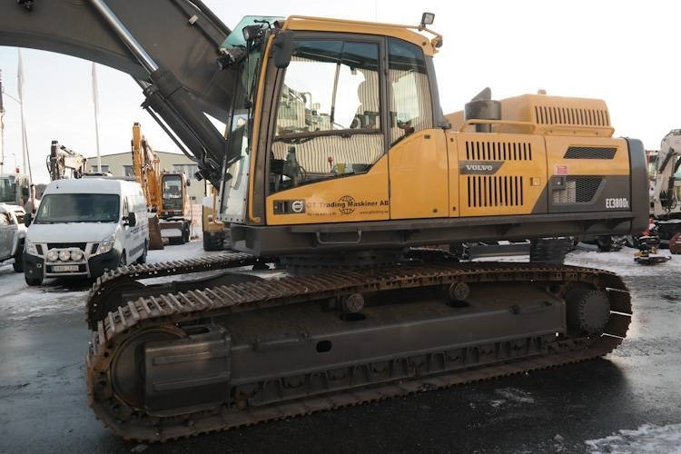Volvo EC 380 D L - Lintekskavaator: pilt 2 Volvo EC 380 D L - Lintekskavaator: pilt 2