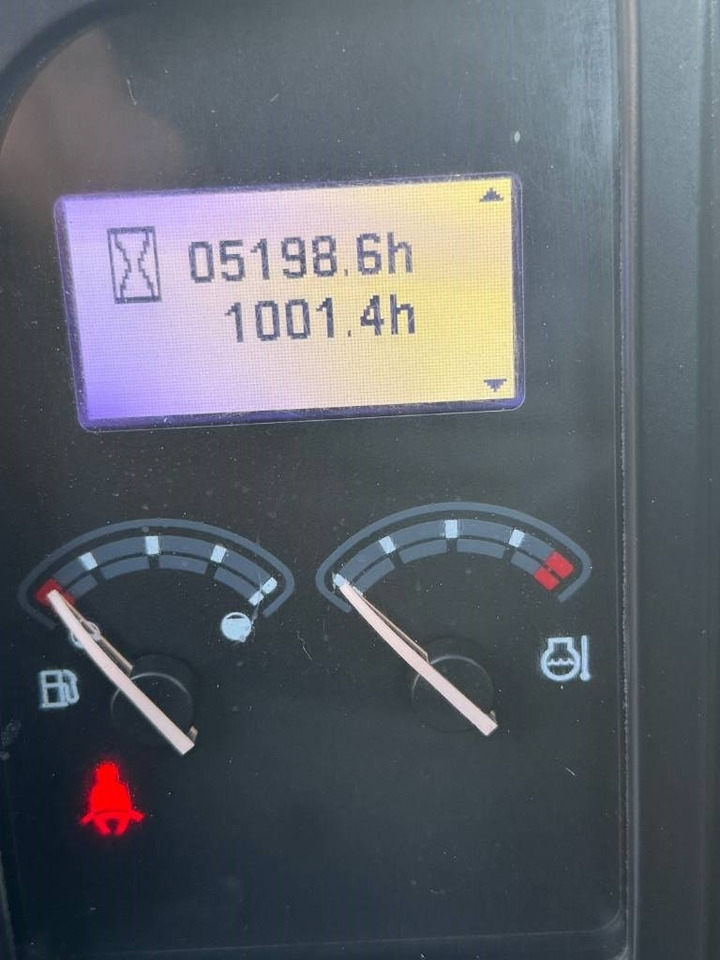 Miniekskavaator Volvo ECR 88 D: pilt 15