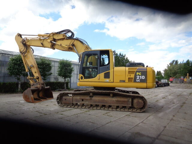 Komatsu PC210 LC-8 - Lintekskavaator: pilt 4 Komatsu PC210 LC-8 - Lintekskavaator: pilt 4