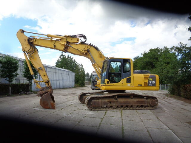 Komatsu PC210 LC-8 - Lintekskavaator: pilt 3 Komatsu PC210 LC-8 - Lintekskavaator: pilt 3