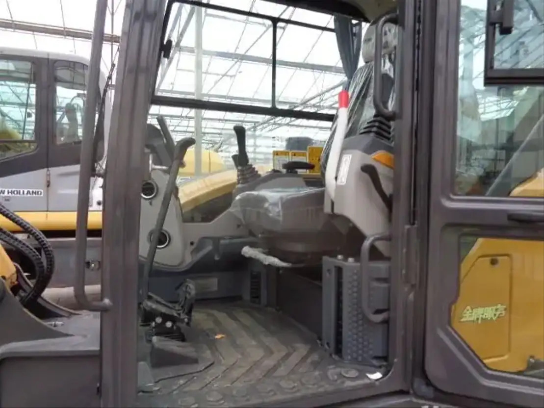 XCMG XE55GA - Lintekskavaator: pilt 4 XCMG XE55GA - Lintekskavaator: pilt 4