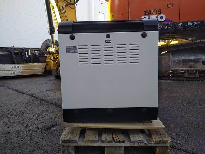 Ashita DG 23000 SE3 - Generaatorikomplekt: pilt 4 Ashita DG 23000 SE3 - Generaatorikomplekt: pilt 4