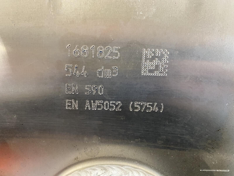 DAF 544L 620x675x1430 - Kütusepaak - Veoauto: pilt 5 DAF 544L 620x675x1430 - Kütusepaak - Veoauto: pilt 5