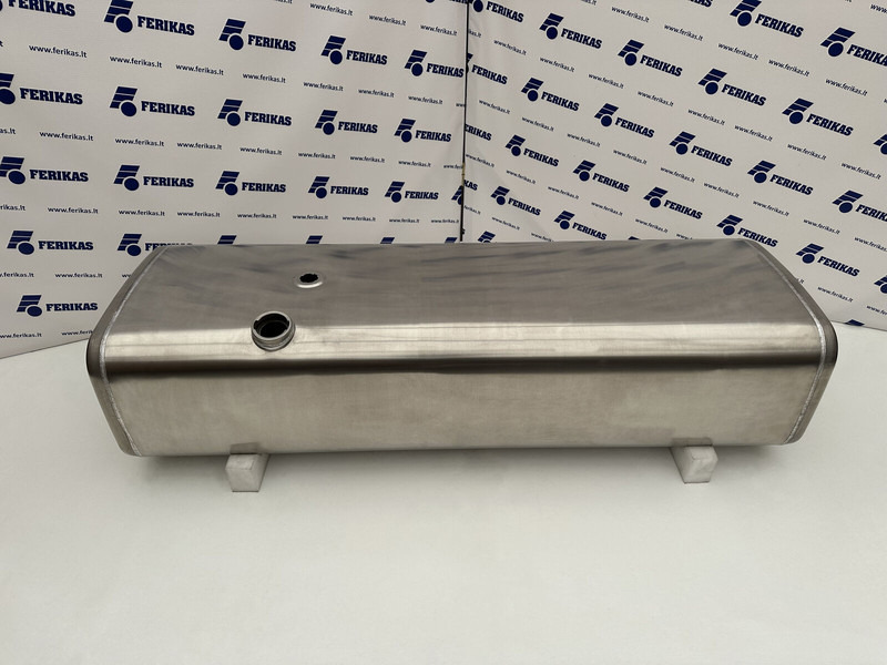 Iveco New aluminum fuel tank 600L - Kütusepaak - Veoauto: pilt 1 Iveco New aluminum fuel tank 600L - Kütusepaak - Veoauto: pilt 1