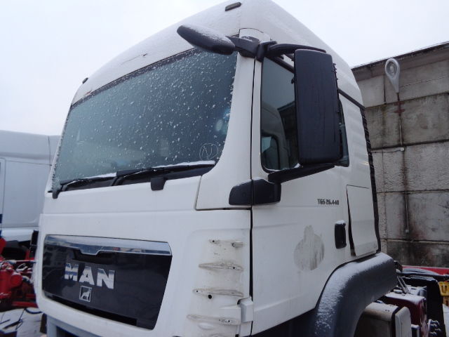 MAN TGS good condition cab ( EUROPE DELIVERY ) - Kabiin ja interjöör - Veoauto: pilt 1 MAN TGS good condition cab ( EUROPE DELIVERY ) - Kabiin ja interjöör - Veoauto: pilt 1