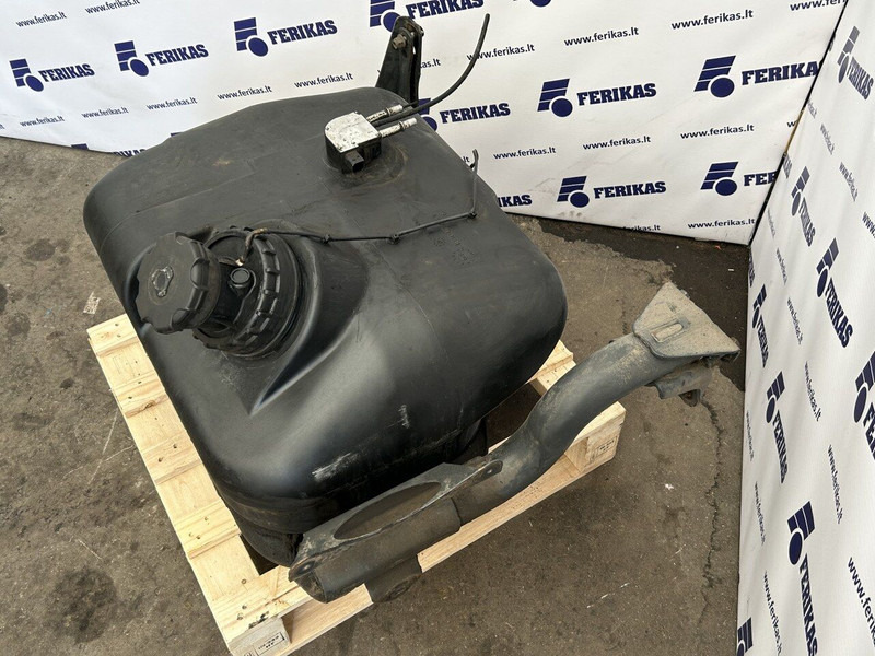 Mercedes-Benz 120l - Kütusepaak - Veoauto: pilt 3 Mercedes-Benz 120l - Kütusepaak - Veoauto: pilt 3