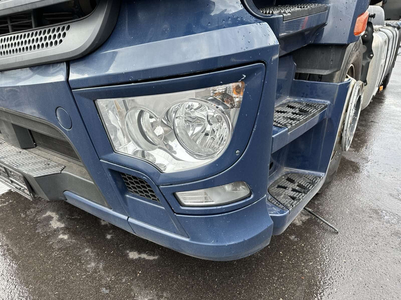 Mercedes-Benz Actros 1843 - Kaitseraud - Veoauto: pilt 2 Mercedes-Benz Actros 1843 - Kaitseraud - Veoauto: pilt 2