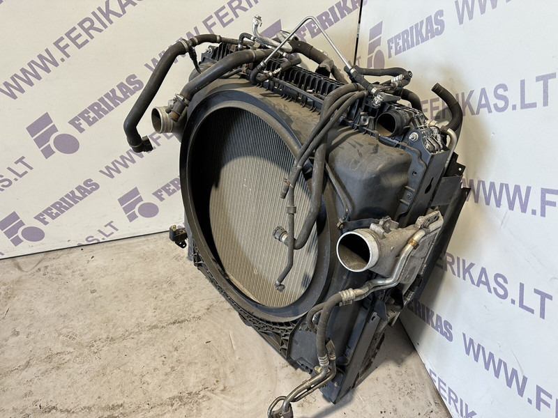 Mercedes-Benz Actros MP4 - Radiaator - Veoauto: pilt 5 Mercedes-Benz Actros MP4 - Radiaator - Veoauto: pilt 5