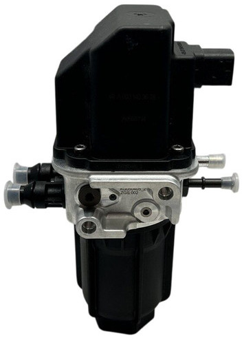 Mercedes-Benz AdBlue pump - Väljalaskesüsteem - Veoauto: pilt 1 Mercedes-Benz AdBlue pump - Väljalaskesüsteem - Veoauto: pilt 1