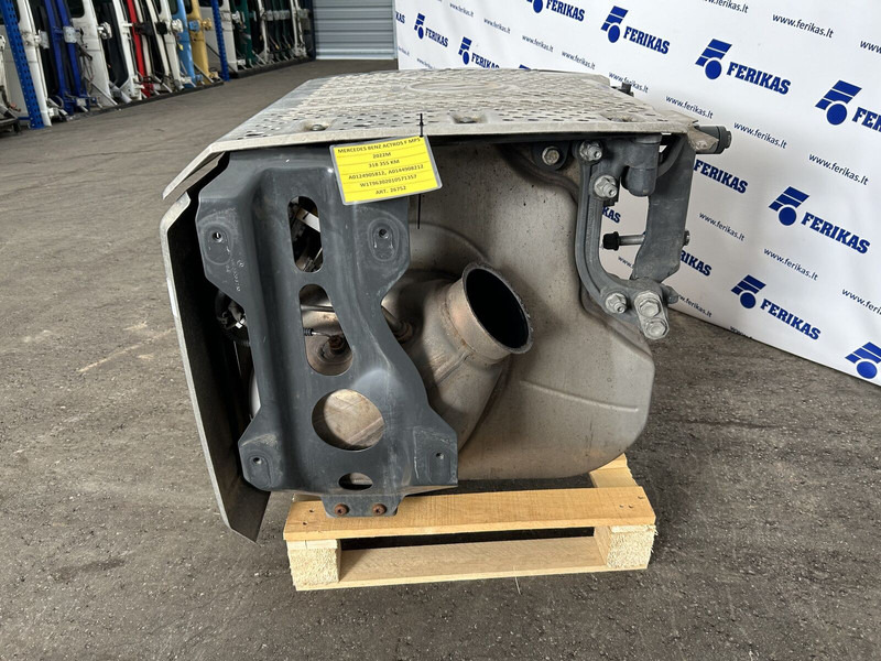 Mercedes-Benz exhaust catalyst - Katalüüsmuundur - Veoauto: pilt 4 Mercedes-Benz exhaust catalyst - Katalüüsmuundur - Veoauto: pilt 4