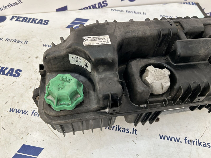 Mercedes-Benz expansion tank - Paisupaak - Veoauto: pilt 3 Mercedes-Benz expansion tank - Paisupaak - Veoauto: pilt 3