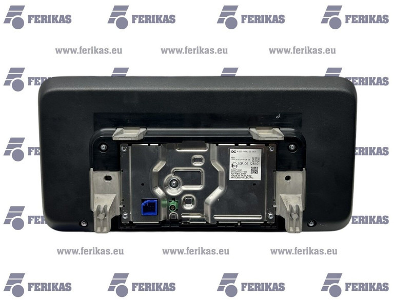 Mercedes-Benz instrumental cluster, dashboard - Armatuurlaud - Veoauto: pilt 2 Mercedes-Benz instrumental cluster, dashboard - Armatuurlaud - Veoauto: pilt 2