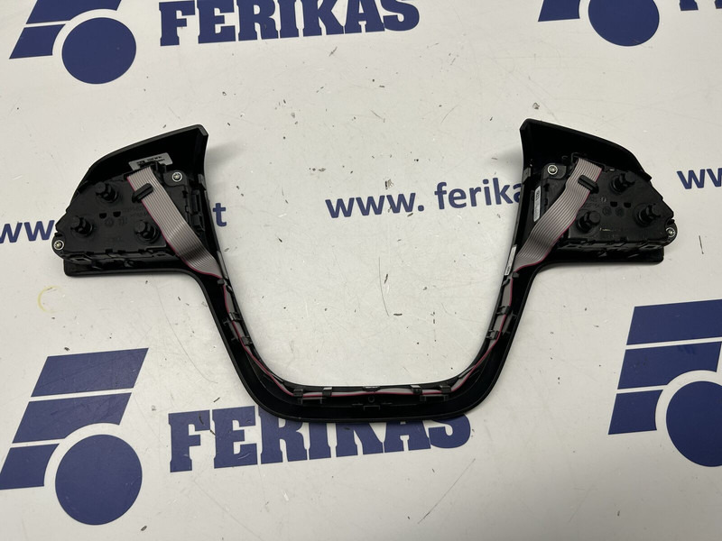 Mercedes-Benz steering wheel buttons - Kaitseraud - Veoauto: pilt 2 Mercedes-Benz steering wheel buttons - Kaitseraud - Veoauto: pilt 2