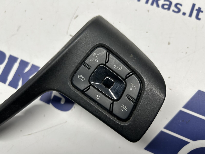Mercedes-Benz steering wheel buttons - Kaitseraud - Veoauto: pilt 5 Mercedes-Benz steering wheel buttons - Kaitseraud - Veoauto: pilt 5