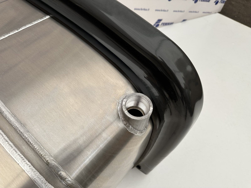 Uus Kütusepaak - Veoauto Onbekend: pilt 7