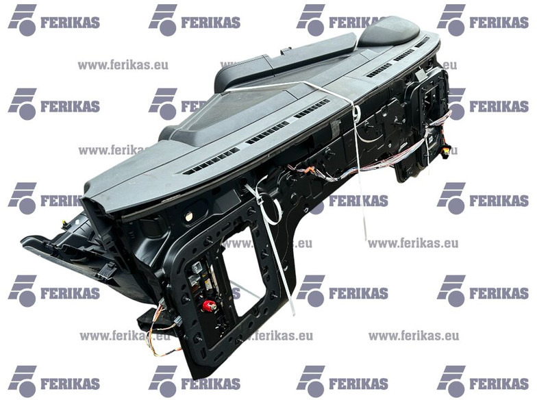 Renault complete dashboard - Kaitseraud - Veoauto: pilt 4 Renault complete dashboard - Kaitseraud - Veoauto: pilt 4