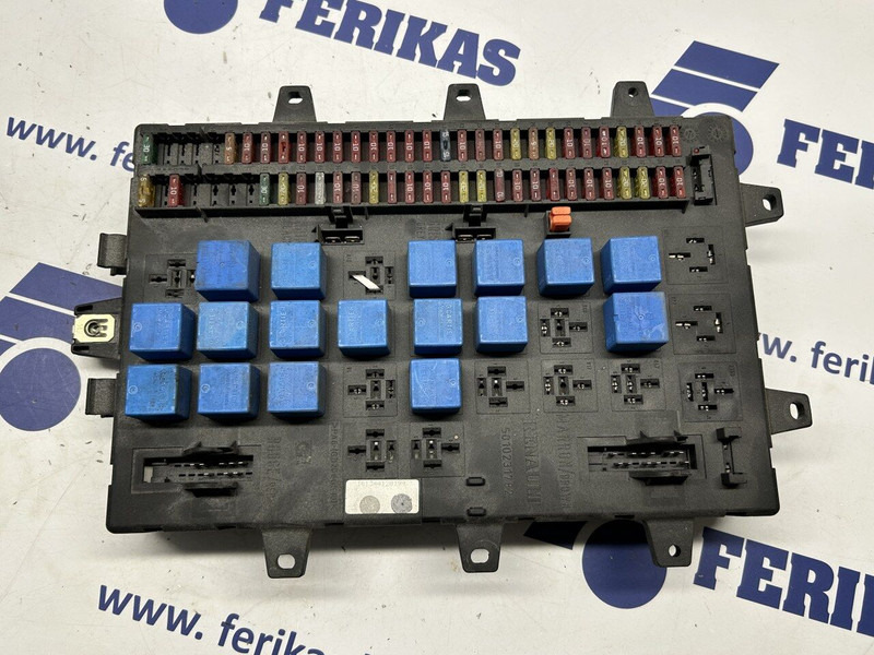 Renault fuse box - Elektrisüsteem - Veoauto: pilt 1 Renault fuse box - Elektrisüsteem - Veoauto: pilt 1