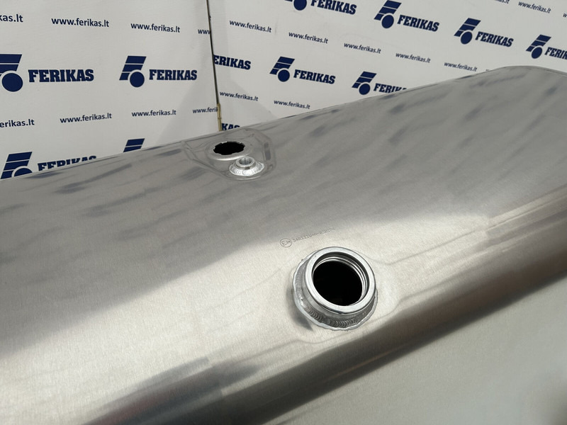 Scania New aluminum fuel tank 570L - Kütusepaak - Veoauto: pilt 4 Scania New aluminum fuel tank 570L - Kütusepaak - Veoauto: pilt 4