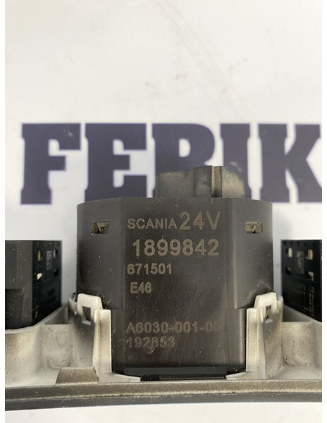 Scania differential lock switch - Mootori juhtimisseade - Veoauto: pilt 3 Scania differential lock switch - Mootori juhtimisseade - Veoauto: pilt 3
