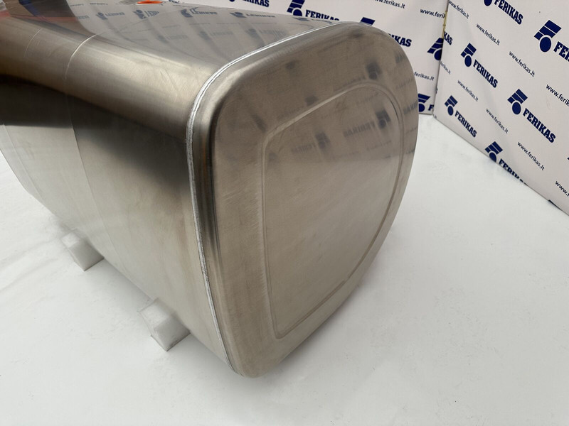 Volvo New aluminum fuel tank 490L - Kütusepaak - Veoauto: pilt 2 Volvo New aluminum fuel tank 490L - Kütusepaak - Veoauto: pilt 2