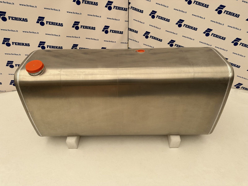 Volvo New aluminum fuel tank 610L - Kütusepaak - Veoauto: pilt 1 Volvo New aluminum fuel tank 610L - Kütusepaak - Veoauto: pilt 1
