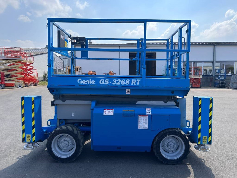 Genie GS3268 RT diesel 4x4 12m (1480) liising Genie GS3268 RT diesel 4x4 12m (1480): pilt 6 Genie GS3268 RT diesel 4x4 12m (1480) liising Genie GS3268 RT diesel 4x4 12m (1480): pilt 6