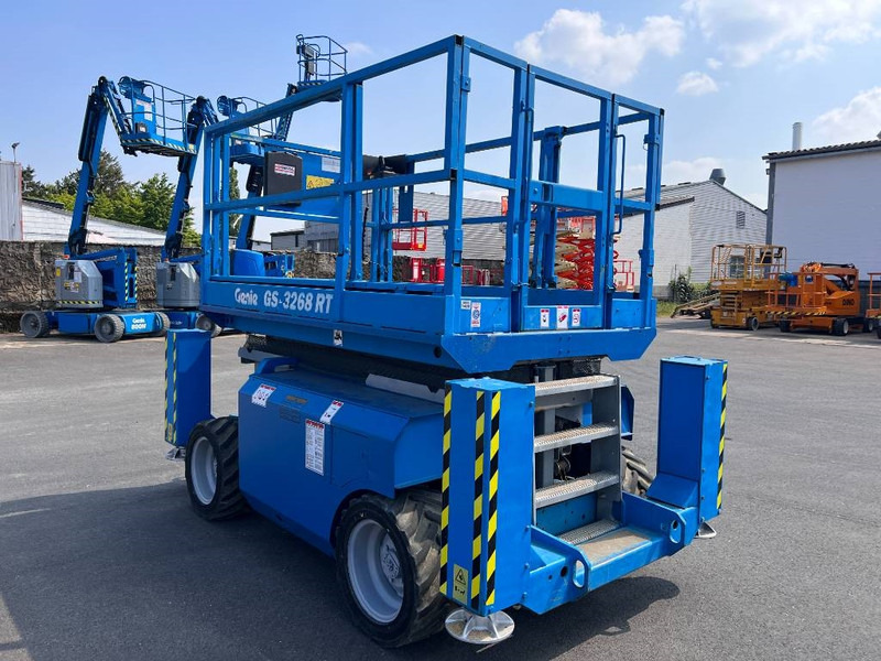 Genie GS3268 RT diesel 4x4 12m (1480) - Käärlift: pilt 5 Genie GS3268 RT diesel 4x4 12m (1480) - Käärlift: pilt 5