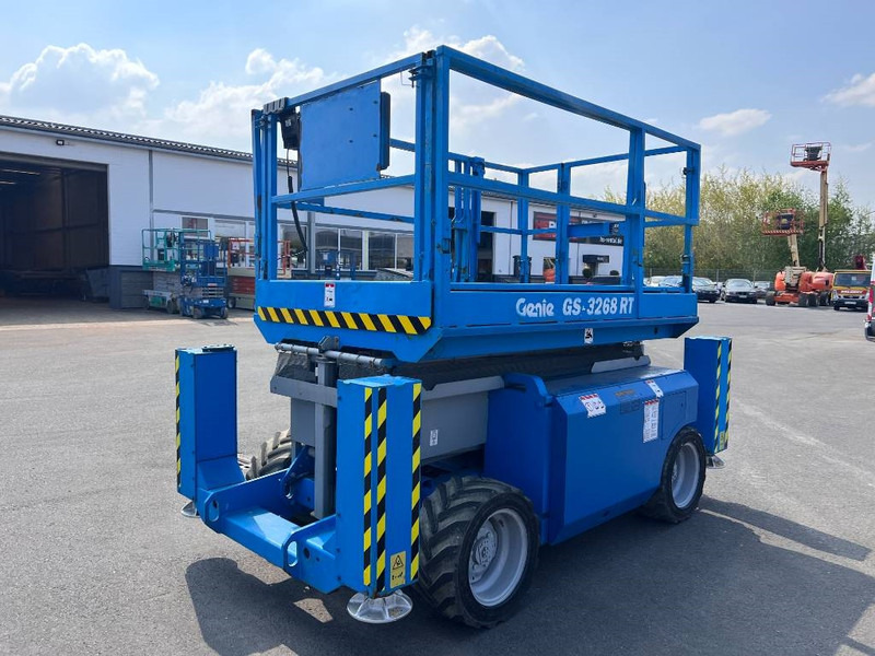 Genie GS3268 RT diesel 4x4 12m (1480) liising Genie GS3268 RT diesel 4x4 12m (1480): pilt 7 Genie GS3268 RT diesel 4x4 12m (1480) liising Genie GS3268 RT diesel 4x4 12m (1480): pilt 7