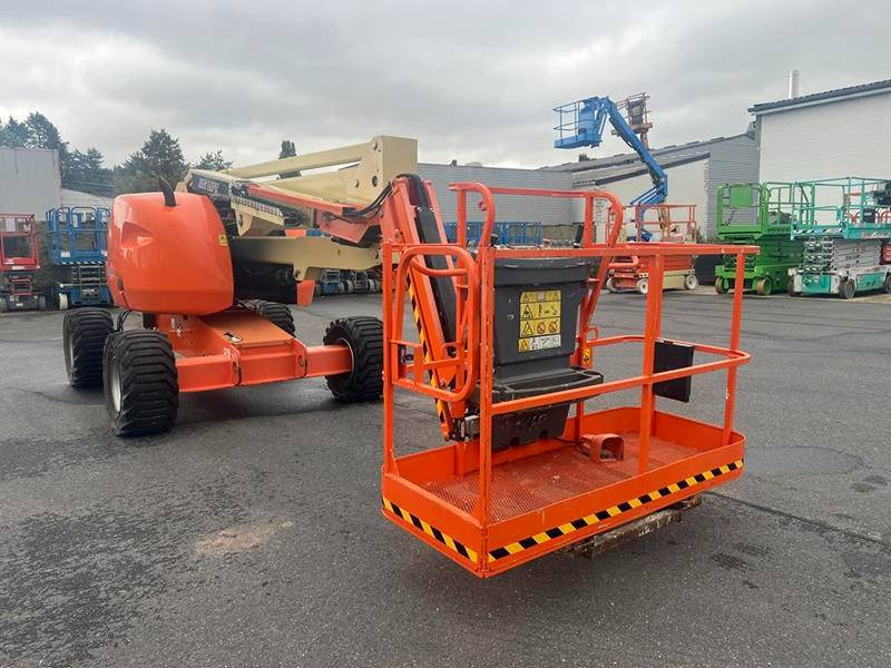 JLG 450AJ diesel 4x4 16m (1786) - Liigendpoom: pilt 4 JLG 450AJ diesel 4x4 16m (1786) - Liigendpoom: pilt 4