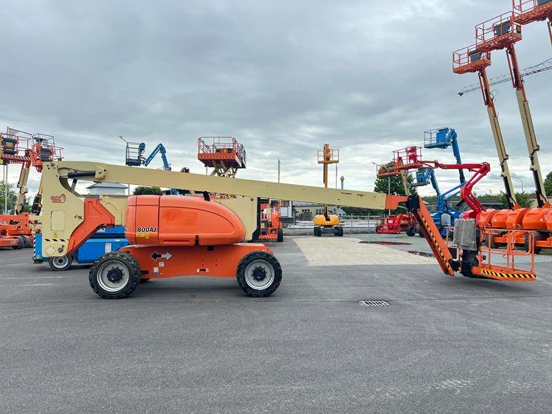 JLG 800AJ diesel 4x4 26m (1787) - Liigendpoom: pilt 2 JLG 800AJ diesel 4x4 26m (1787) - Liigendpoom: pilt 2