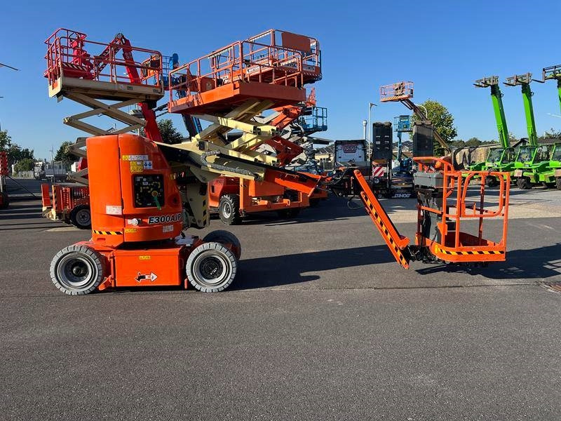 JLG E300 AJP elektro 11m (1791) - Liigendpoom: pilt 1 JLG E300 AJP elektro 11m (1791) - Liigendpoom: pilt 1