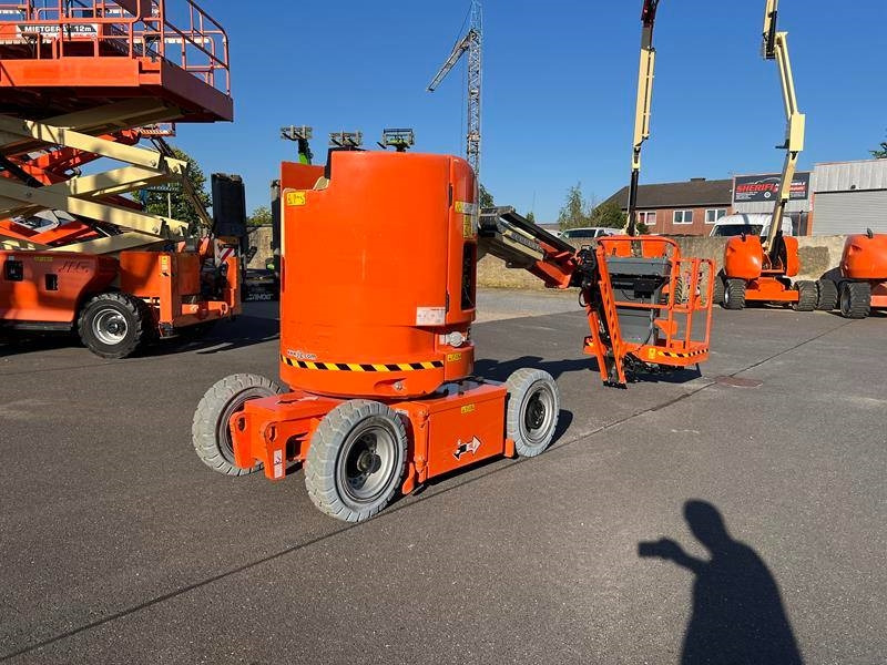 JLG E300 AJP elektro 11m (1791) - Liigendpoom: pilt 2 JLG E300 AJP elektro 11m (1791) - Liigendpoom: pilt 2