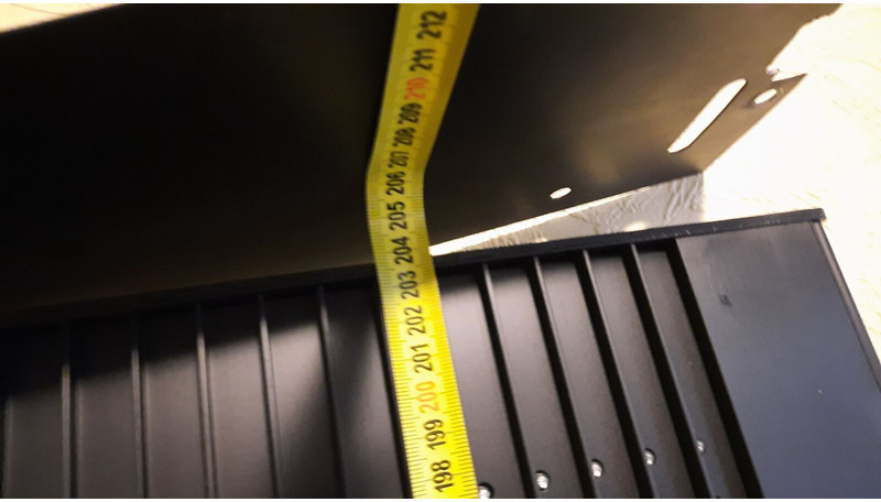 Iveco Mobitec LG2010000-000 Lawo D-76437 .Hanover OL020A.1780556(18568 - Armatuurlaud: pilt 3 Iveco Mobitec LG2010000-000 Lawo D-76437 .Hanover OL020A.1780556(18568 - Armatuurlaud: pilt 3