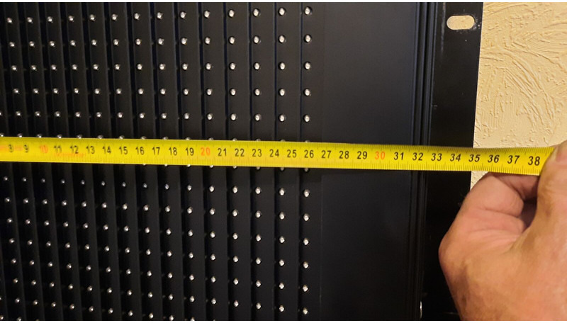 Iveco Mobitec LG2010000-000 Lawo D-76437 .Hanover OL020A.1780556(18568 - Armatuurlaud: pilt 1 Iveco Mobitec LG2010000-000 Lawo D-76437 .Hanover OL020A.1780556(18568 - Armatuurlaud: pilt 1