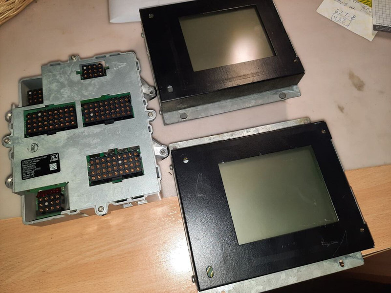 Mercedes-Benz D-78052VS - Armatuurlaud: pilt 2 Mercedes-Benz D-78052VS - Armatuurlaud: pilt 2