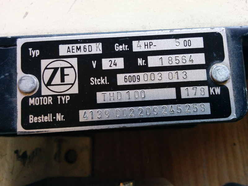 Mercedes-Benz ZF AEM-6DK - Mootori juhtimisseade: pilt 3 Mercedes-Benz ZF AEM-6DK - Mootori juhtimisseade: pilt 3