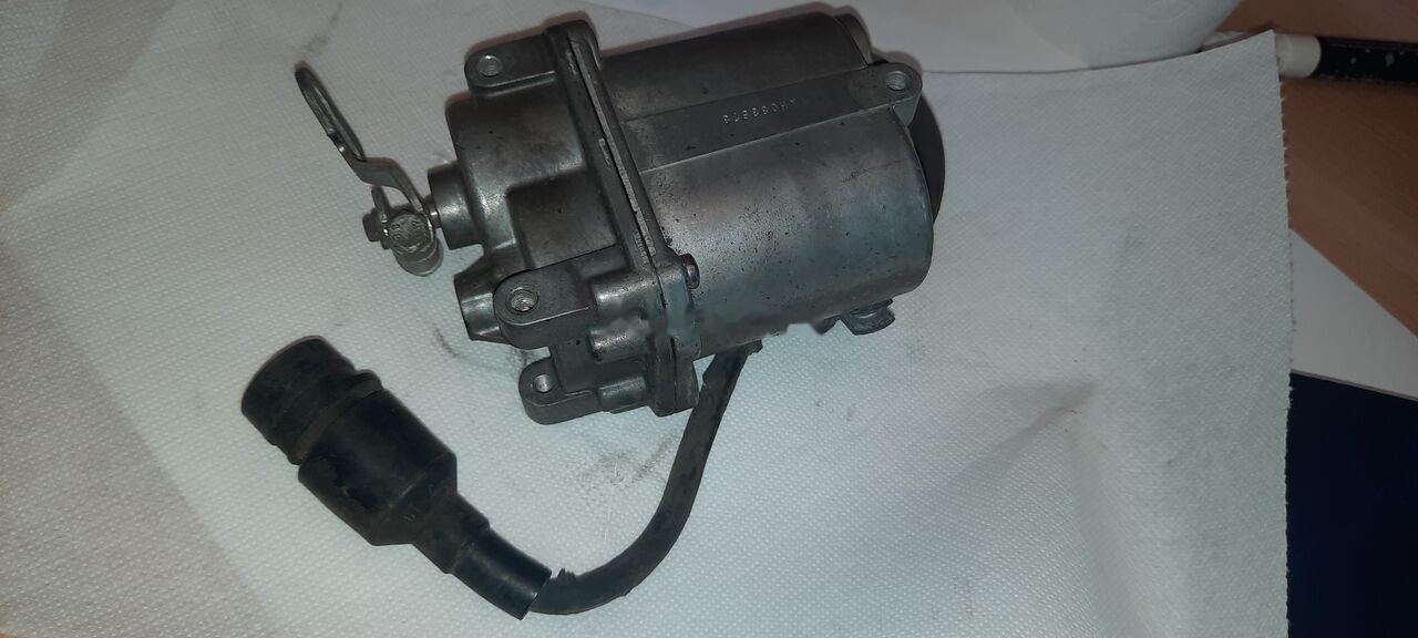 Mercedes-Benz potentsiometr 445.805.2\2 . 4.4.\511.5.10. 5020. 5.9/ 5.18/3 . 44 Mercedes-Benz O405 - Mootori juhtimisseade - Buss: pilt 3 Mercedes-Benz potentsiometr 445.805.2\2 . 4.4.\511.5.10. 5020. 5.9/ 5.18/3 . 44 Mercedes-Benz O405 - Mootori juhtimisseade - Buss: pilt 3
