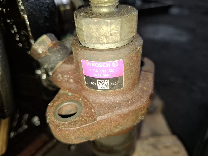 Volvo D7E - Kütusepump: pilt 2 Volvo D7E - Kütusepump: pilt 2
