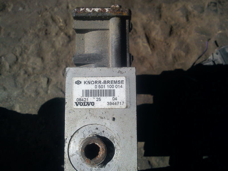 Volvo Уронем пола 0501100014. 28. 29. 35. 40. - Mootori juhtimisseade: pilt 5 Volvo Уронем пола 0501100014. 28. 29. 35. 40. - Mootori juhtimisseade: pilt 5