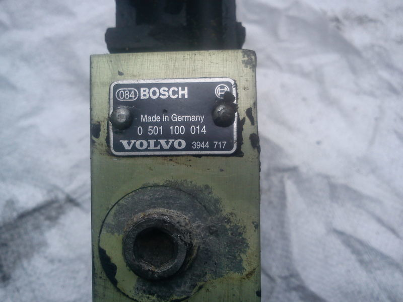 Volvo Уронем пола 0501100014. 28. 29. 35. 40. - Mootori juhtimisseade: pilt 1 Volvo Уронем пола 0501100014. 28. 29. 35. 40. - Mootori juhtimisseade: pilt 1