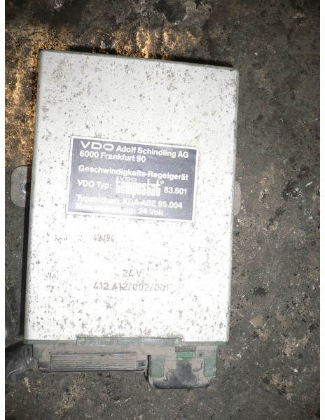 Volvo VDO 412.412/002/001 - Mootori juhtimisseade: pilt 2 Volvo VDO 412.412/002/001 - Mootori juhtimisseade: pilt 2