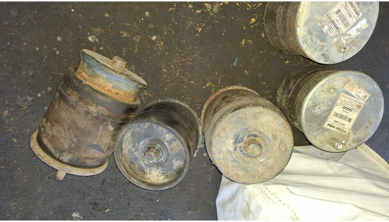 Volvo пневморессора . втулка стабилизатора - Õhkvedrustus: pilt 3 Volvo пневморессора . втулка стабилизатора - Õhkvedrustus: pilt 3