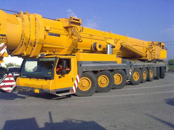 LIEBHERR LTM 1500-8.1 - Autokraana: pilt 1 LIEBHERR LTM 1500-8.1 - Autokraana: pilt 1